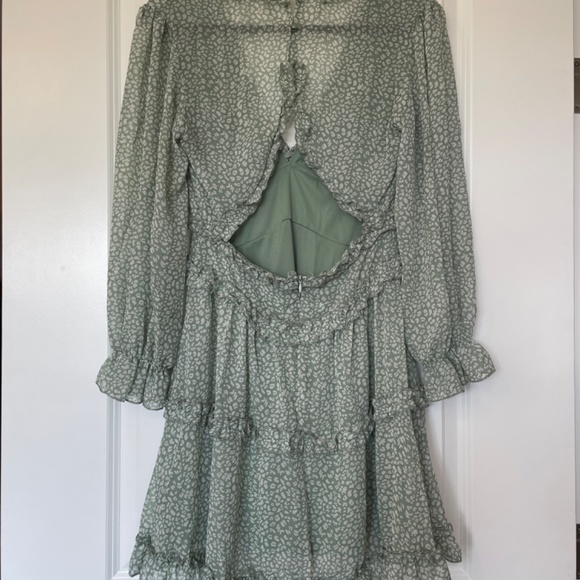 Women’s Boho Pastel Leopard Print Long Sleeve Mini Dress - Picture 4 of 5